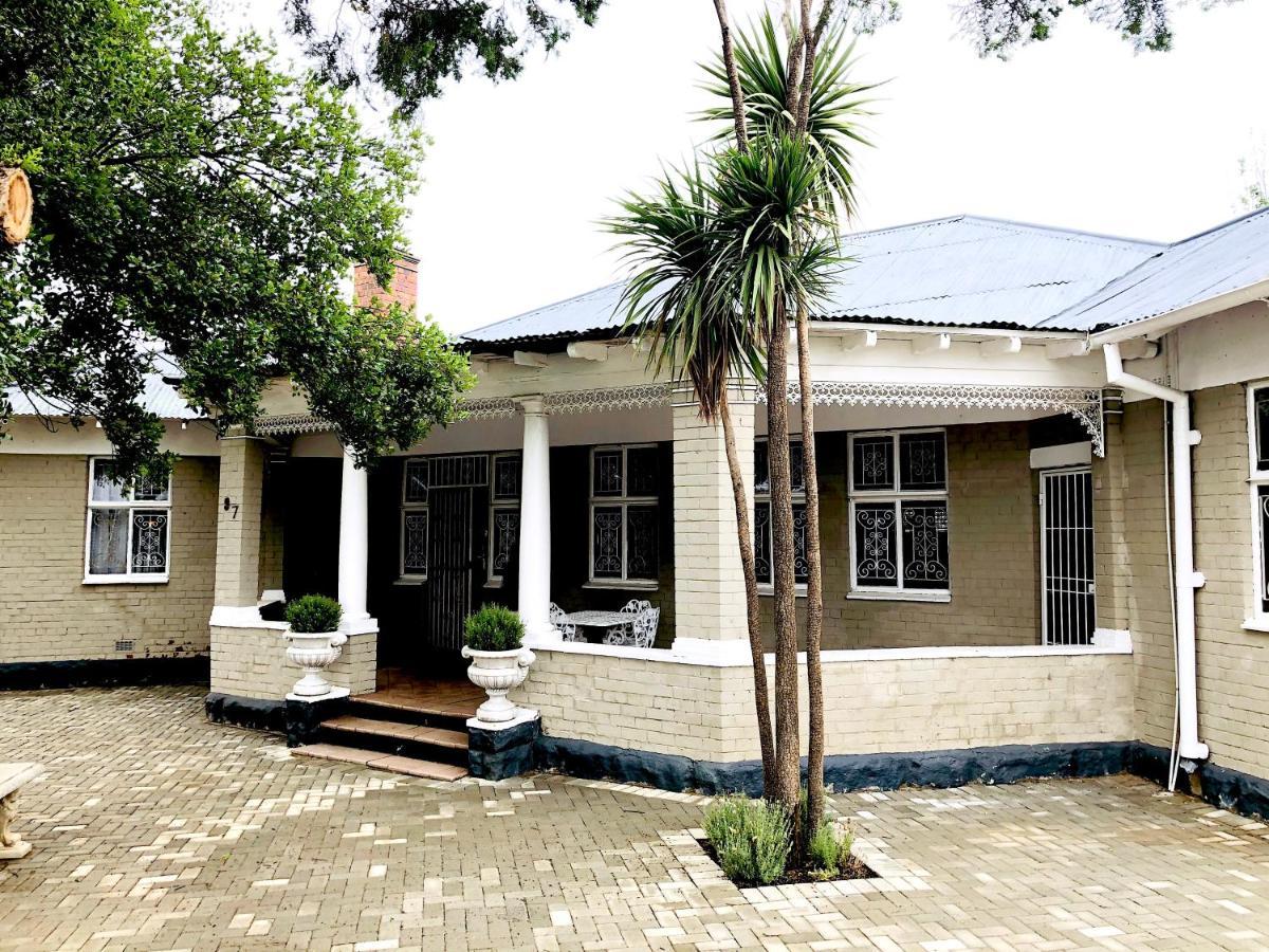 The Lavender Guesthouse Kroonstad Exterior photo